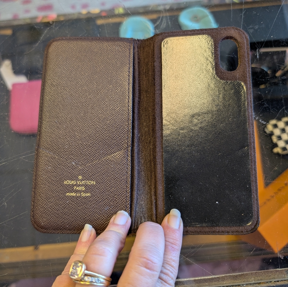 Louis Vuitton Monogram Brown Phone Case - Picture 3 of 3